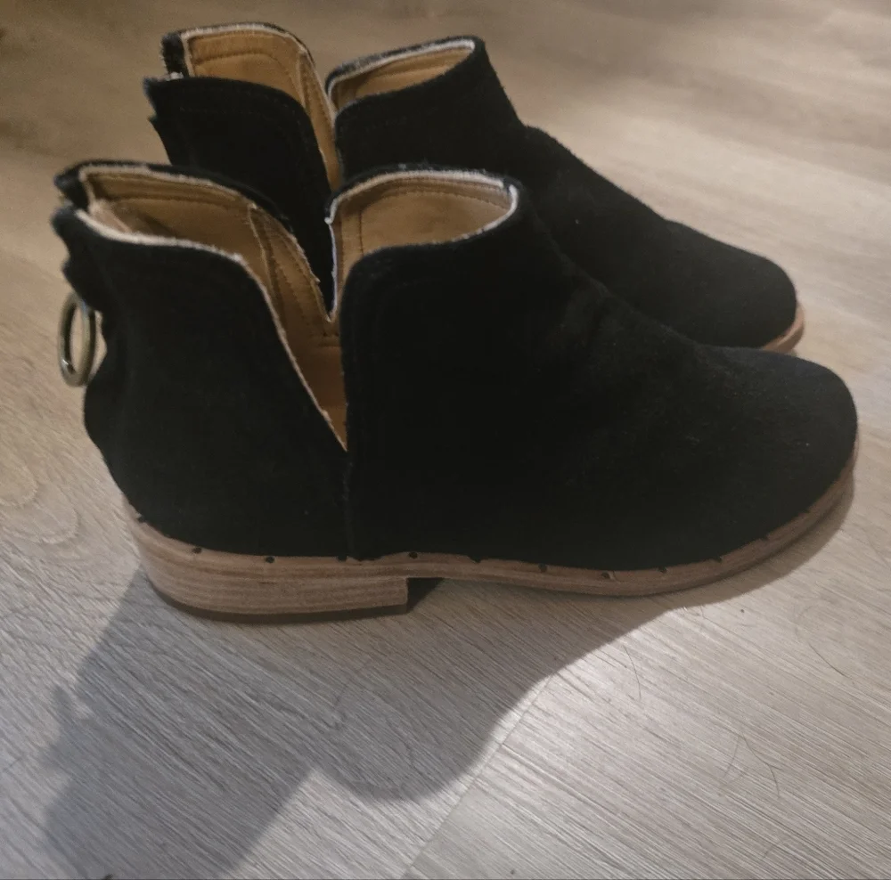 Beek Falcon Black Suede Ankle Boots 7 1/2 NWOT